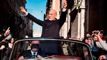 Задник до фильму"Benvenuto Presidente!" #299390