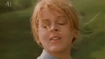 Задник до фільму "Cvetje v jeseni" #1523611