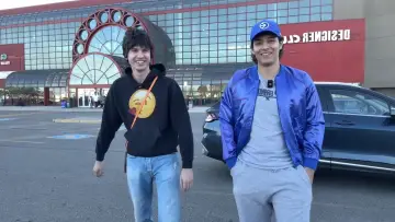 Задник до фильму"The Mall of Mystery" #1152151