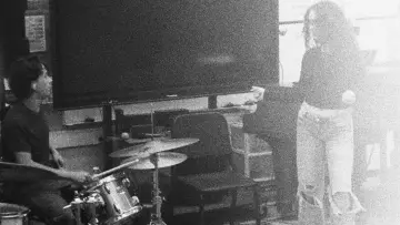 Задник до фильму"DRUMMER" #851403