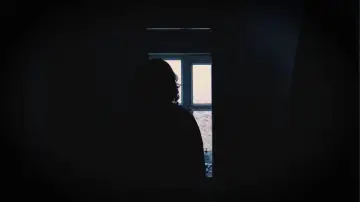 Задник до фильму"Unwelcome" #921322