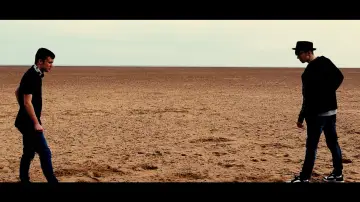 Задник до фильму"Joel and Ned