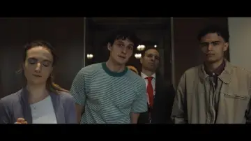 Задник до фильму"What Does This Mean?" #913971