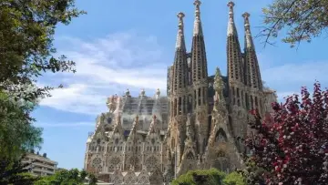 Задник до фильму"Sagrada Familia, le rêve achevé de Gaudi" #913746
