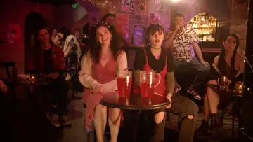 Задник до фильму"She F***ed a Comedian" #913700