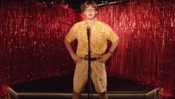 Задник до фильму"She F***ed a Comedian" #913701