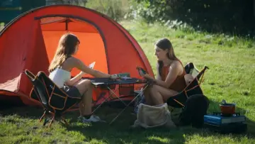 Задник до фильму"Le camping, un siècle de bonheur français" #929544