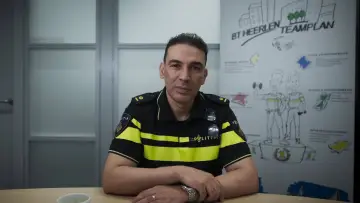Задник до фільму "De Manager" #1212583