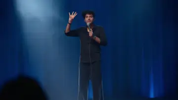 Задник до фильму"Aditya Kulshreshtha: Fresher