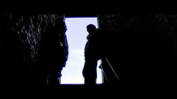 Задник до фильму"Broken Clouds" #965503