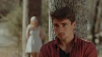 Задник до фильму"Emotionless" #1146766