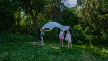 Задник до фільму "Juego de damas" #957565