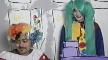 Задник до фильму"Foil and Doo: A Tale of Two Jokers" #1190926