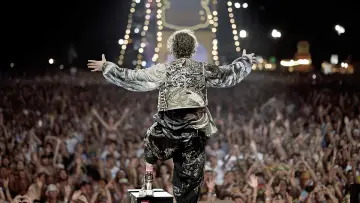 Задник до фільму "Lorenzo - L’incredibile avventura di Jovanotti" #1838128