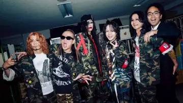Задник до фильму"The Brow Beat 2026 Live 「愛我戯画-メガギガ-」" #1154889