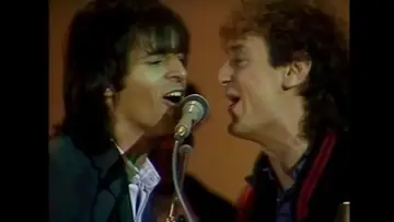 Задник до фільму "La belle histoire de la chanson française" #955480