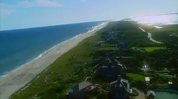 Задник до фільму "The Hamptons" #1523212
