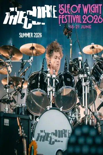 Постер до фільму "The Cure - Isle Of Wight Festival 2026" #1629657