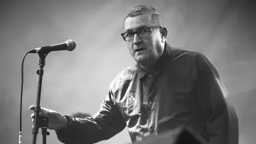 Задник до фільму "Paul Heaton: Live at Bramall Lane" #1289165