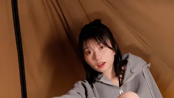 Задник до фильму"裸神 瀬戸環奈" #1298139