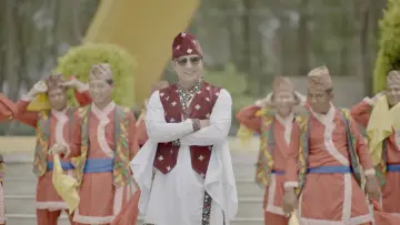 Задник до фільму "Sutukai Aijanu Maya Gaijamla Relaima Chadera" #1636049