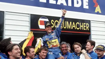 Задник до фільму "Schumacher 