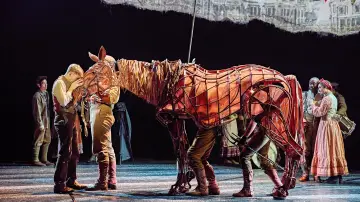 Задник до фільму "National Theatre at Home: War Horse" #1899626