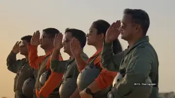 Задник до фільму "The Last Salute" #1581302