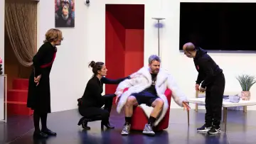 Задник до фільму "Le Casse de l