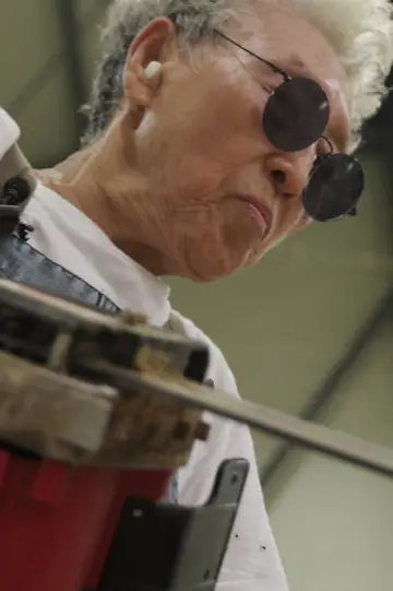 김윤신은 미술관에 없다