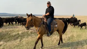 Задник до фільму "On les appelle cowboys" #1812166