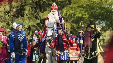 Задник до фільму "De Grote Sinterklaasfilm en de Vliegende Pieten" #1631766