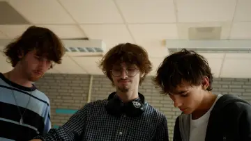 Задник до фільму "Clubje Filmstudenten" #1631020