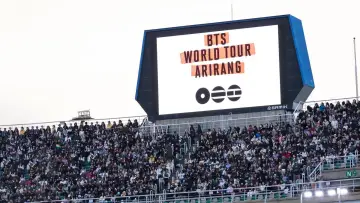 Задник до фільму "BTS WORLD TOUR [ARIRANG] in Los Angeles" #1650916