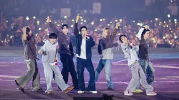 Задник до фільму "BTS WORLD TOUR [ARIRANG] in Los Angeles" #1650917