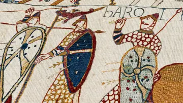 Задник до фільму "Secrets of the Bayeux Tapestry: Inside the Museum" #1638028