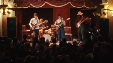 Задник до фільму "Big Thief - Live at The Opera House at 7A Ranch, Wimberley, TX, Nov 6, 2025" #1650927