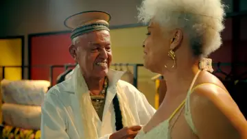 Задник до фільму "Mr. Wonderful" #1803955