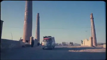 Задник до фільму "Sur la route de Katmandou" #1757189