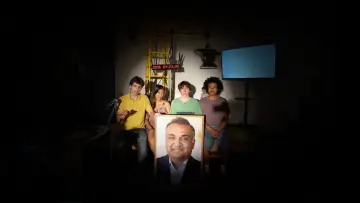 Задник до фільму "The CEO of YouTube finally said yes." #1762197