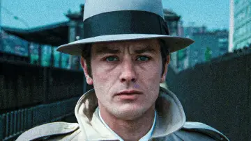 Задник до фільму "Le clan Delon, l