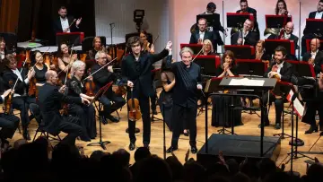Задник до фільму "Concert hommage à Franck Gehry" #1805475