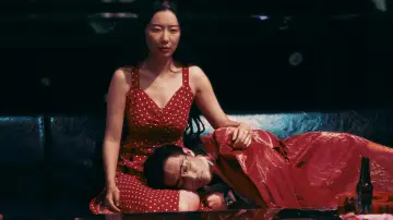 Задник до фільму "아로마" #1849518