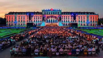 Задник до фільму "Le concert des nuits d