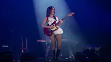 Задник до фільму "Olivia Rodrigo: Live At Glastonbury 2025" #1894707