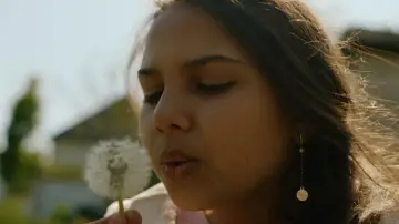 Задник до фільму "A Modern Roma Fairytale" #1905482