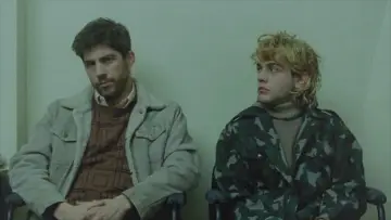 Задник до фильму"Том на фермі" #994535
