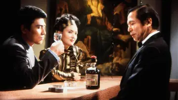 乳首にピアスをした女 постер