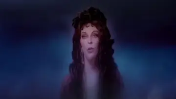 Задник до фильму"Elvira
