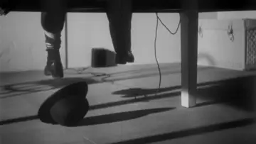 Задник до фильму"Hangmen Also Die!" #437364